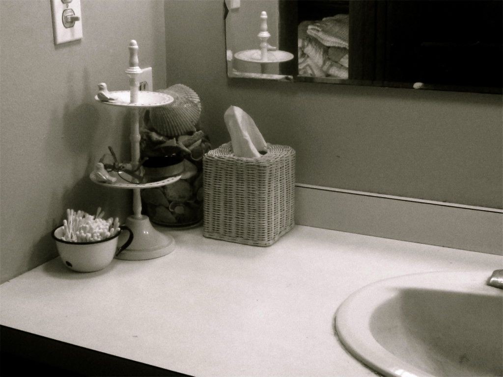 This--an "after" shot of my bathroom sink--just makes me so happy.