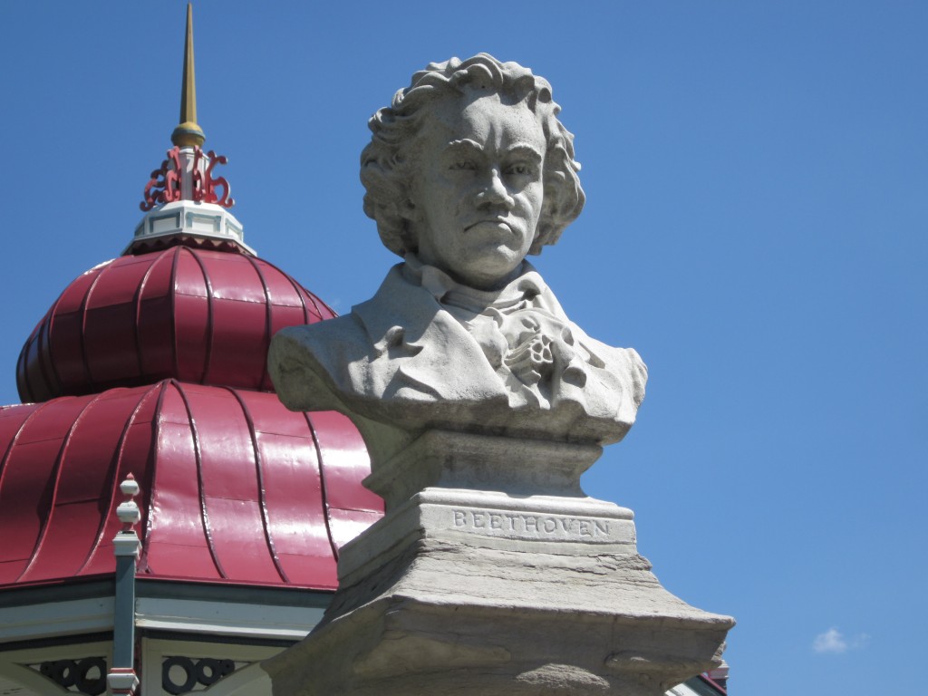 Around the picturesque bandstand (in the background) are busts of well-known composers.  Here Beethoven frowns down at us.