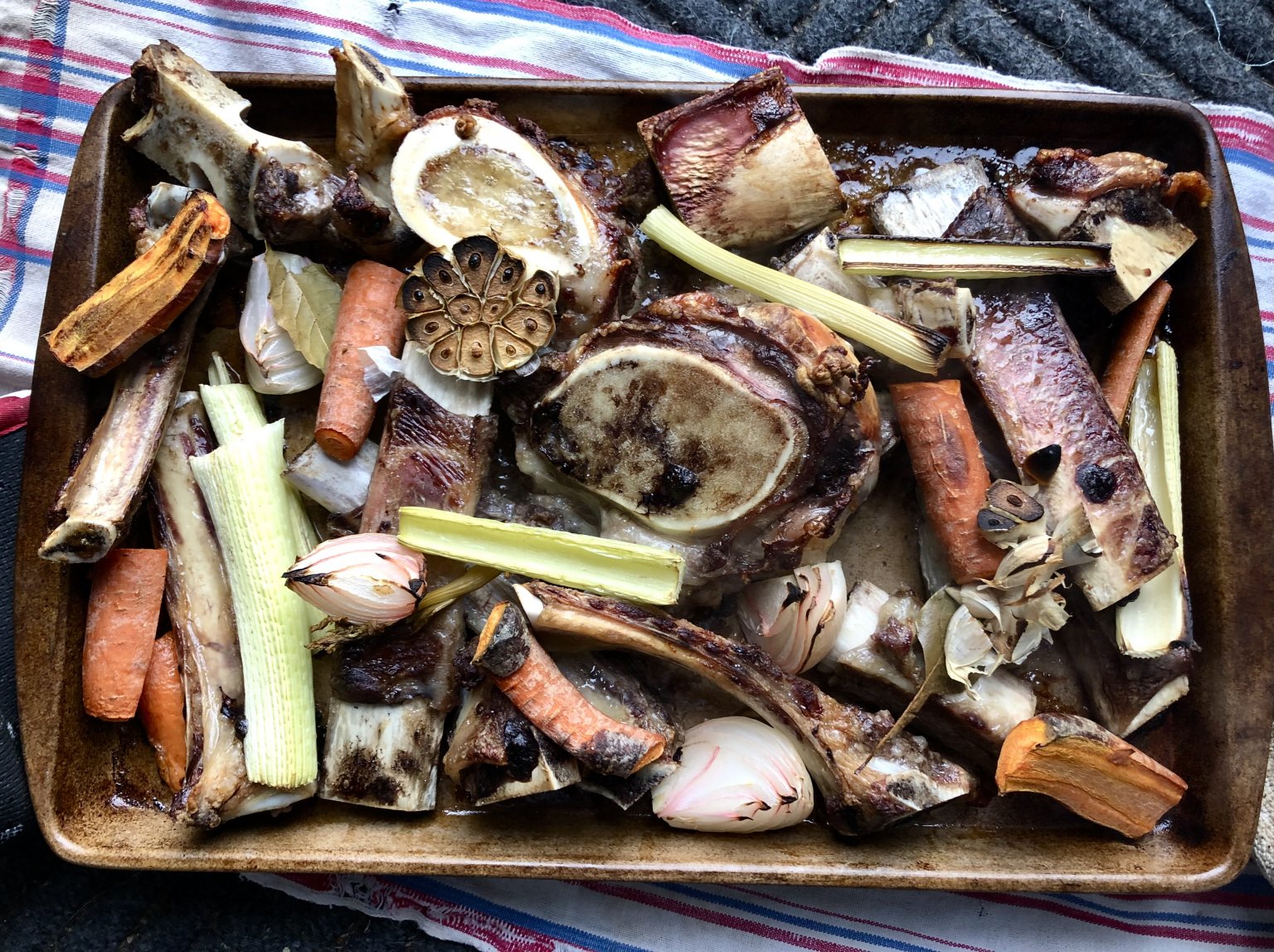 How to Make Nourishing Beef Bone Broth quick & easy recipe