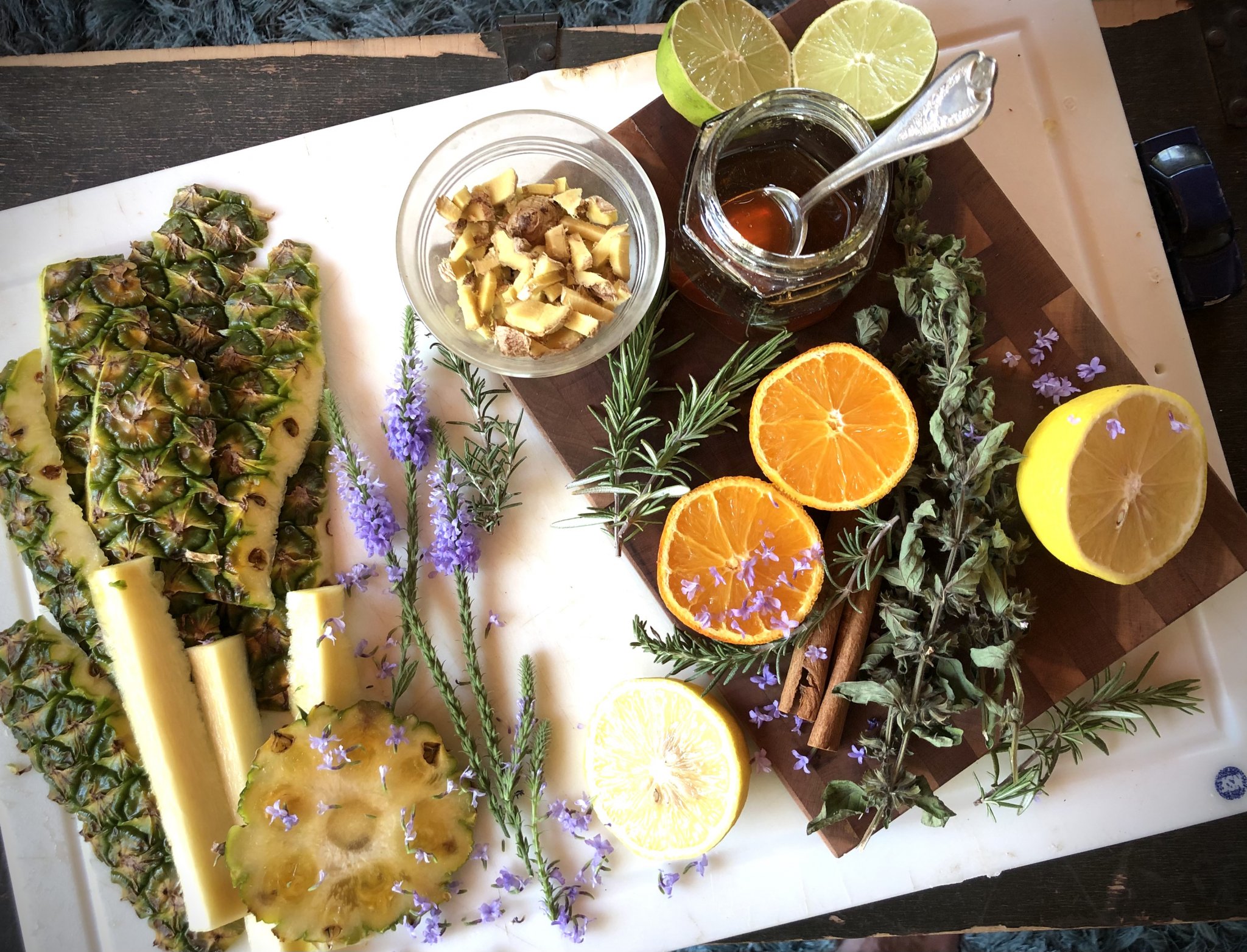 How to make Pineapple Peel Tea a scrumptious, nutritious pickmeup