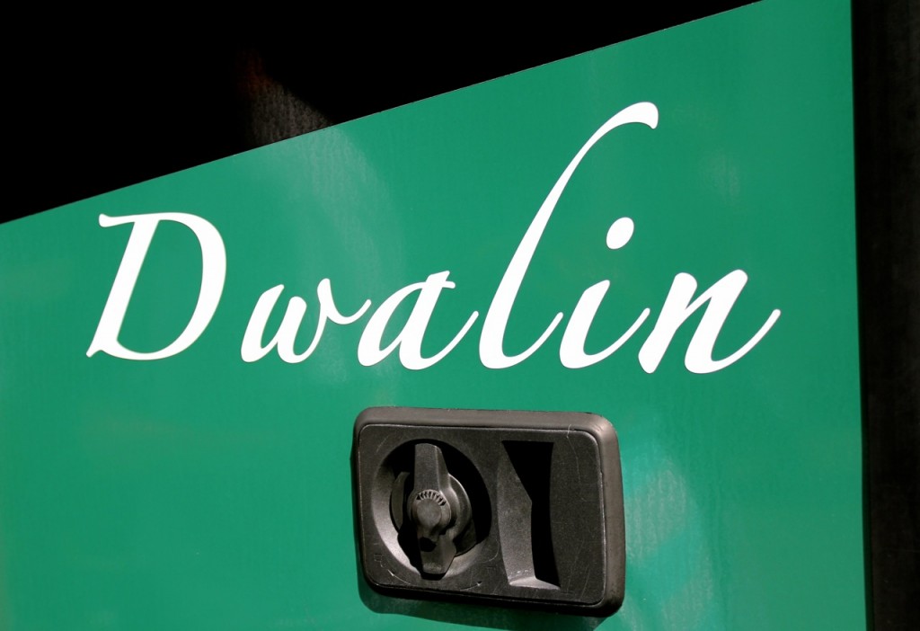 Each tour bus has a name. :) Ours was Dwalin. Nearly 1,000 people visit this site every day, making it New Zealand's most popular tourist site.