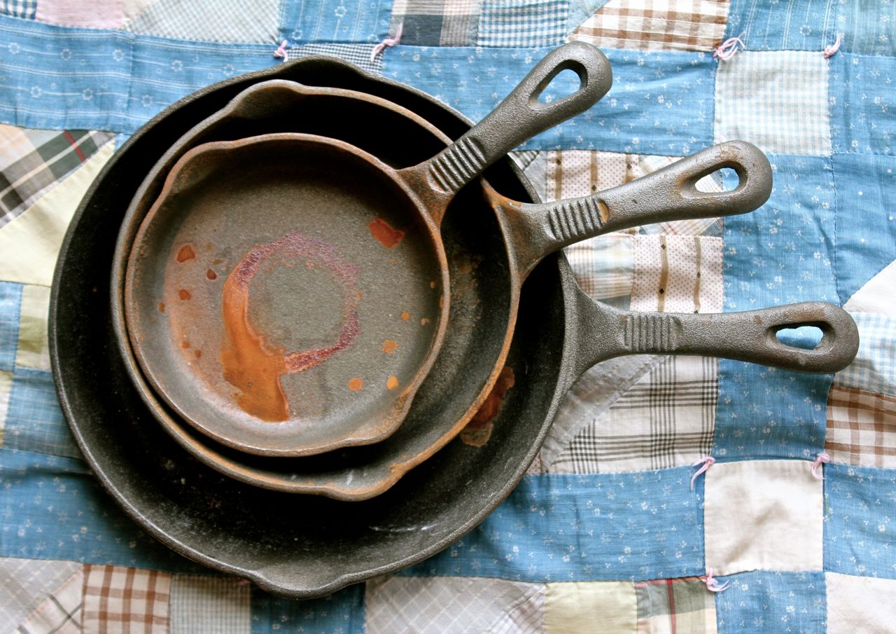 Removing Rust from Cast Iron Pans - The Thrifty Apartment