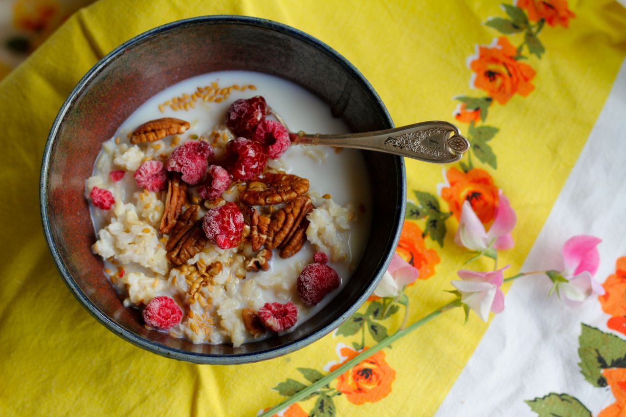 4 Whole Grain Breakfast Bowls-Quick, Easy and Delish! - vomitingchicken.com